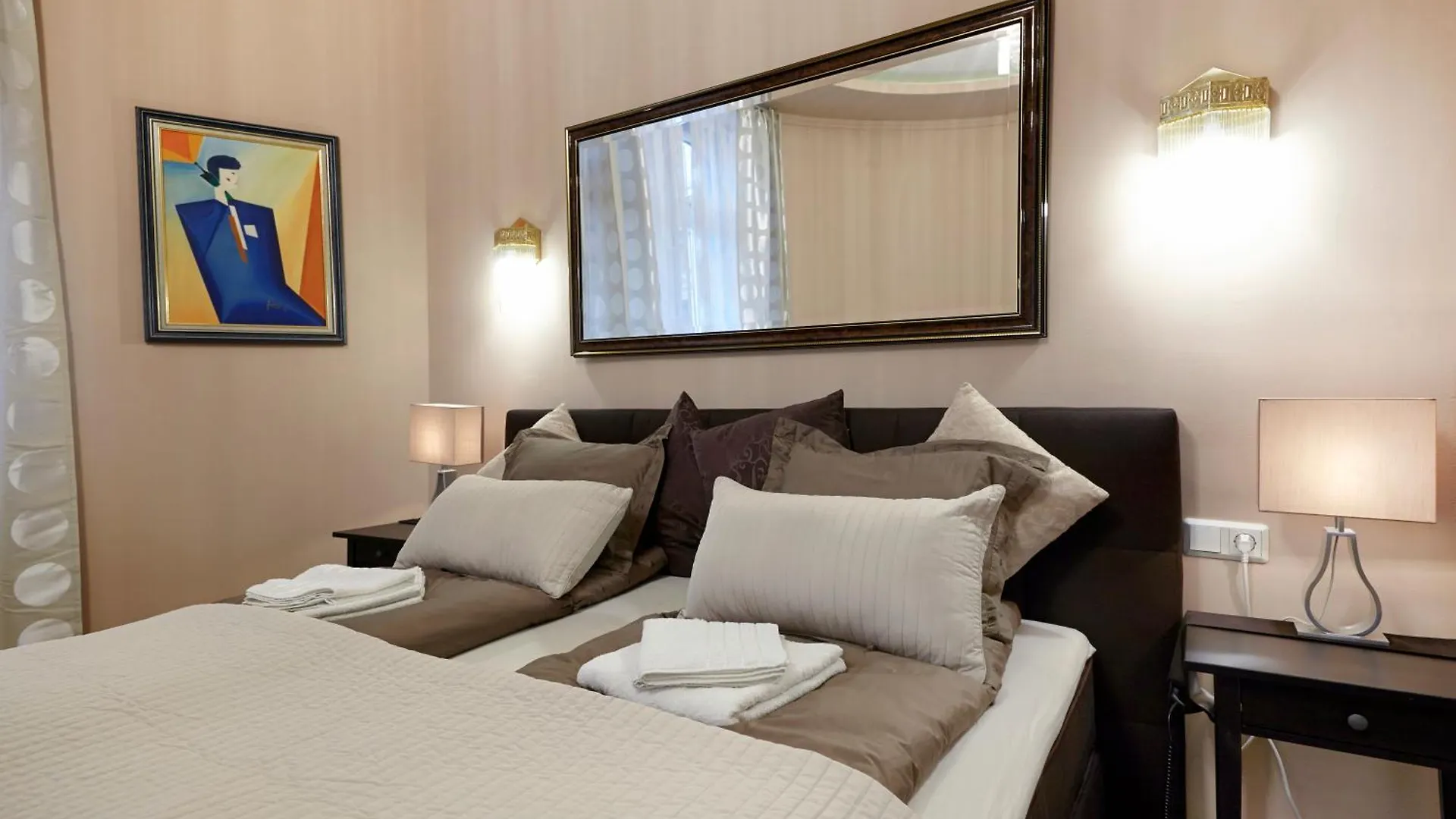 Urban Downtown City Center Apartments Vienna Austria