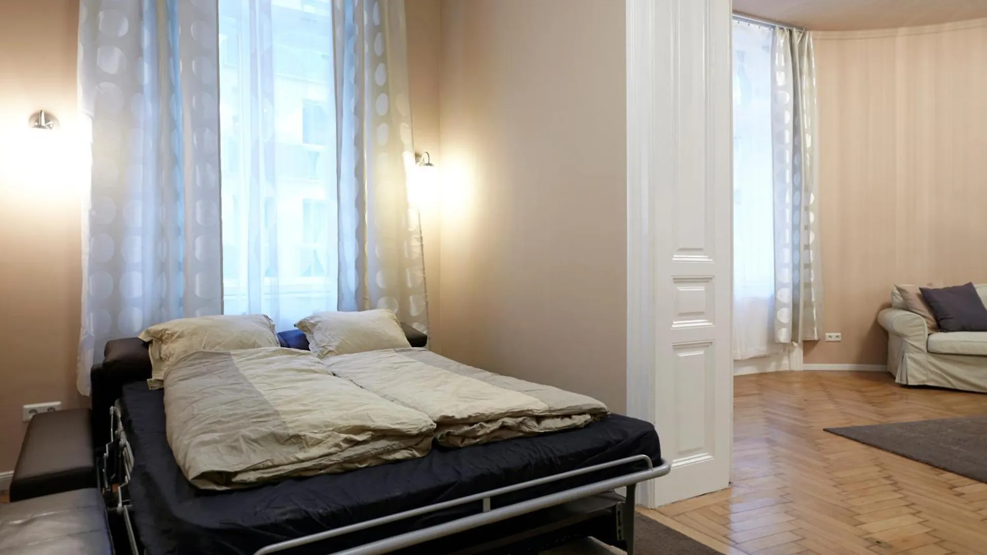 Urban Downtown City Center Apartments Vienne